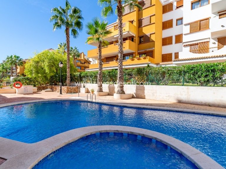 Apartment for Sale in Torrevieja, Alicante 39