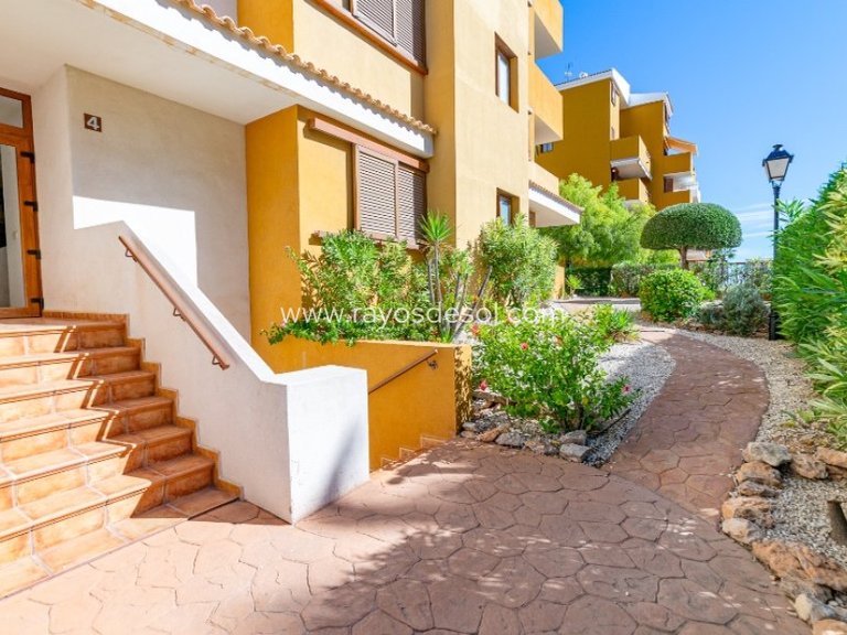 Apartment for Sale in Torrevieja, Alicante 46