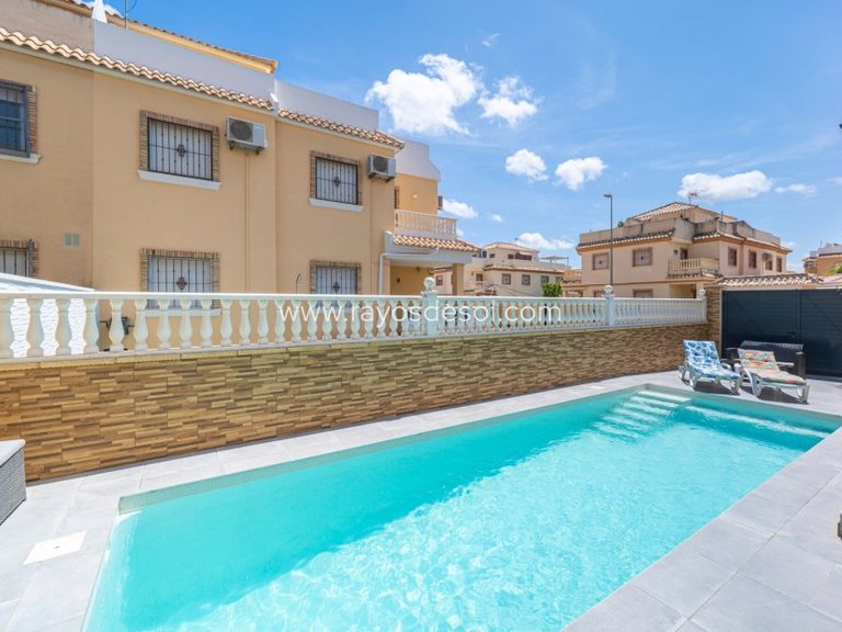Villa for Sale in Ciudad Quesada/rojales, Alicante 2