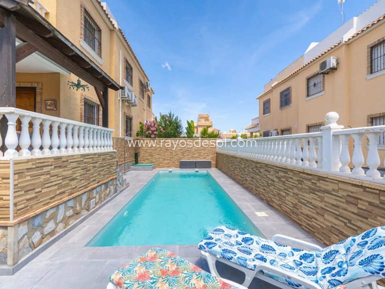 Villa for Sale in Ciudad Quesada/rojales, Alicante 4