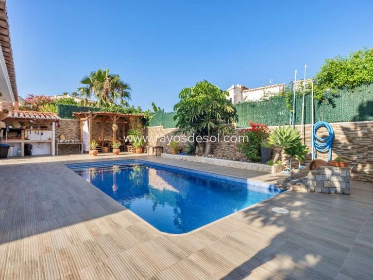 Villa for Sale in Calpe, Alicante 31