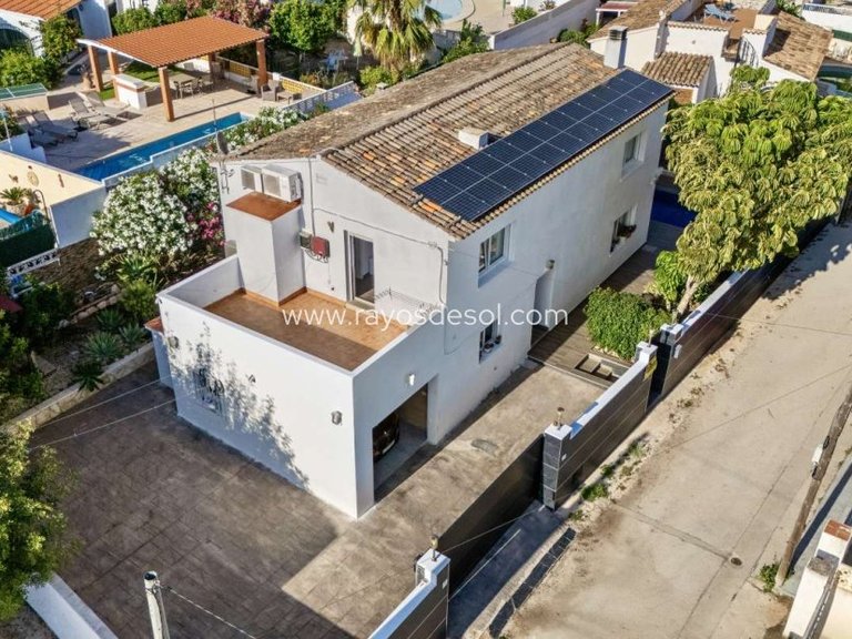 Villa for Sale in Calpe, Alicante 35
