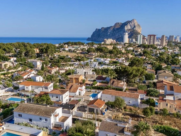 Villa for Sale in Calpe, Alicante 37