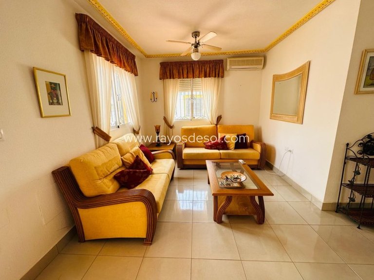 Villa for Sale in Vistabella Golf, Alicante 8