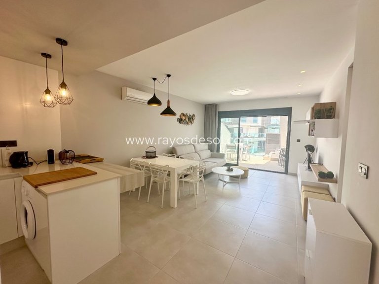 Penthouse for Sale in Guardamar Del Segura, Alicante 3