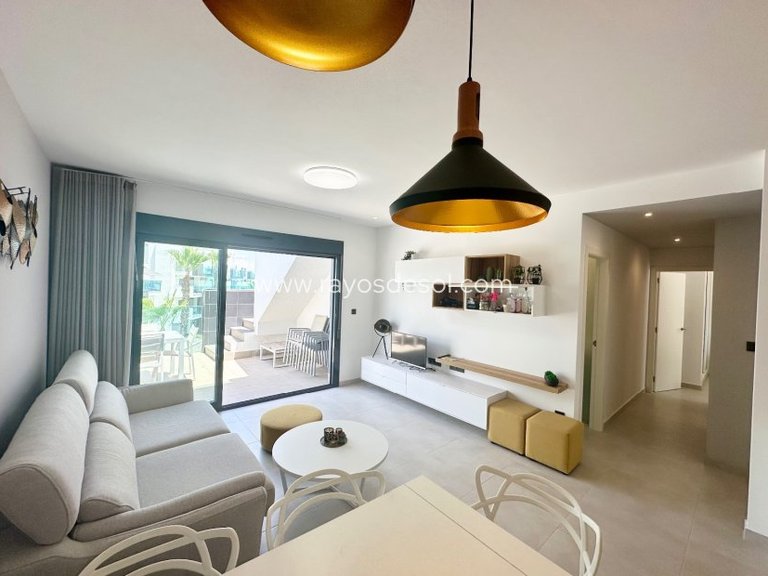 Penthouse for Sale in Guardamar Del Segura, Alicante 7