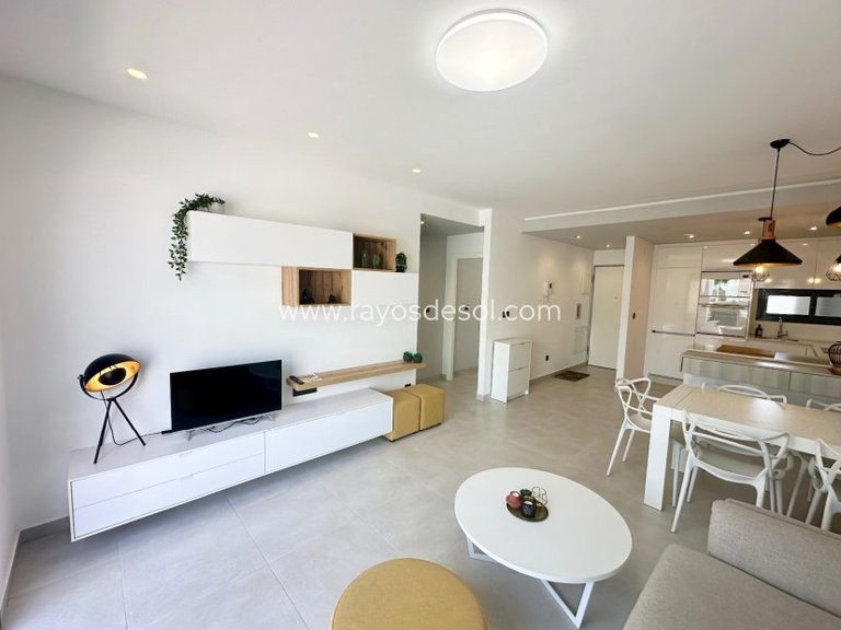 Penthouse for Sale in Guardamar Del Segura, Alicante 8