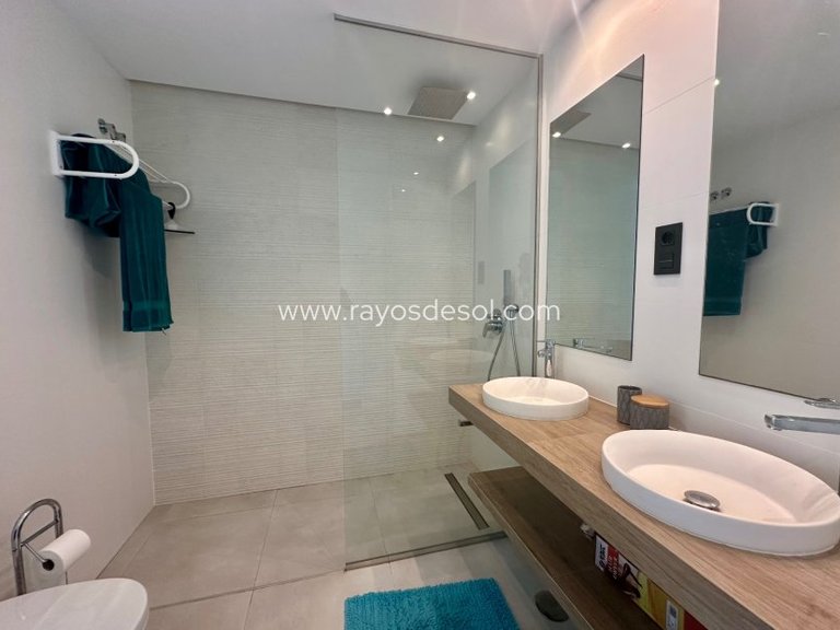 Penthouse for Sale in Guardamar Del Segura, Alicante 12