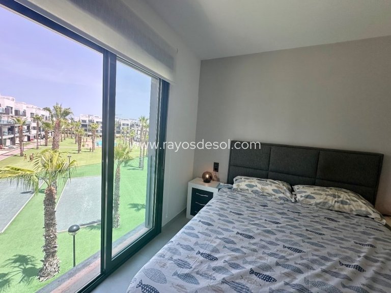 Penthouse for Sale in Guardamar Del Segura, Alicante 23