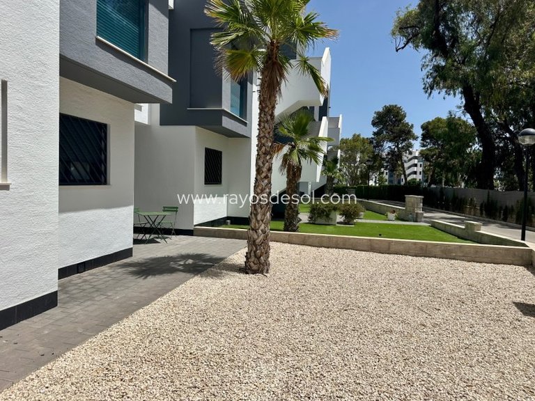 Penthouse for Sale in Guardamar Del Segura, Alicante 31