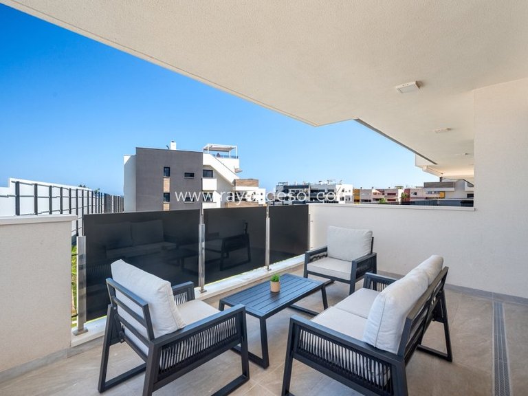 Apartment for Rent in Orihuela Costa, Alicante 6