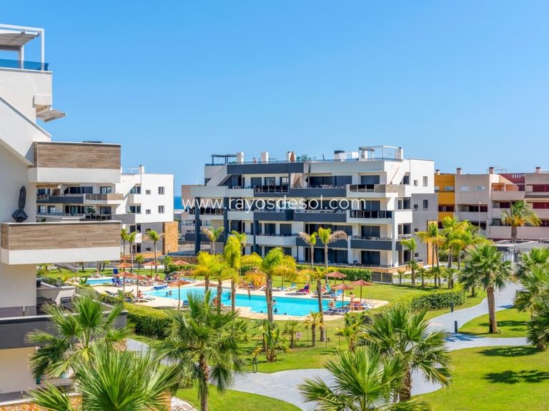 Apartment for Rent in Orihuela Costa, Alicante 20