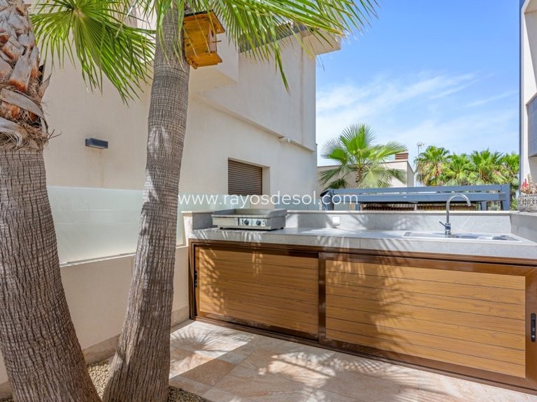 Villa for Sale in Benijofar, Alicante 14