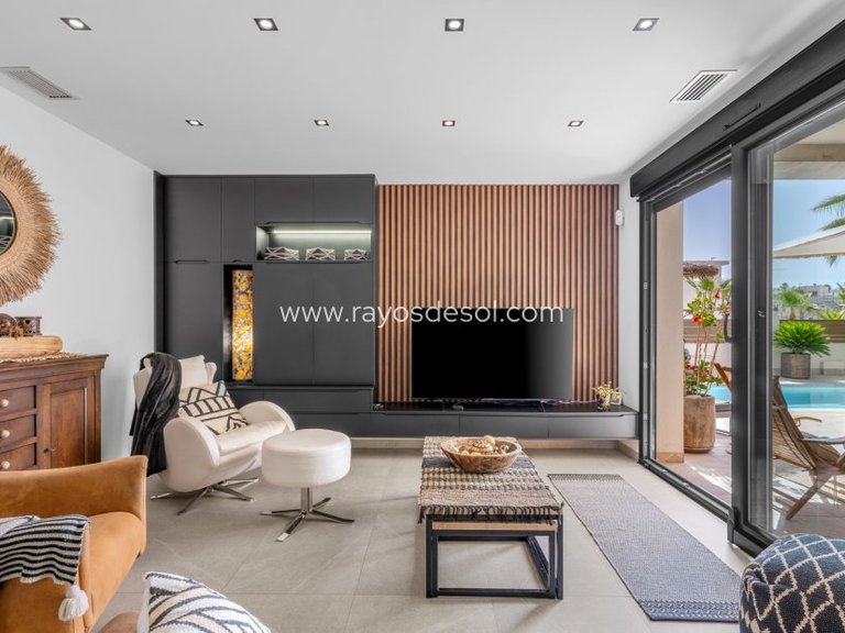 Villa for Sale in Benijofar, Alicante 26