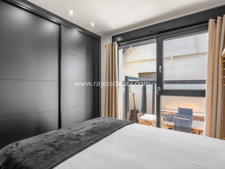 Villa for Sale in Benijofar, Alicante 30