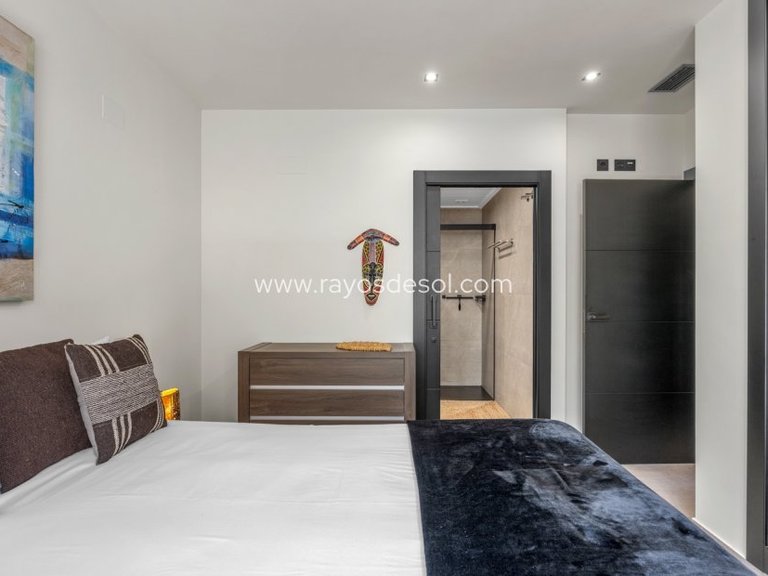 Villa for Sale in Benijofar, Alicante 31