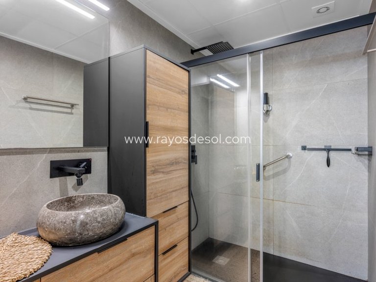 Villa for Sale in Benijofar, Alicante 32