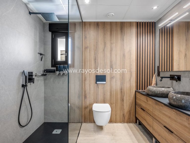 Villa for Sale in Benijofar, Alicante 42