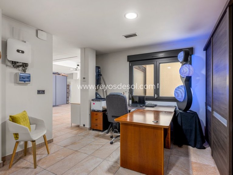 Villa for Sale in Benijofar, Alicante 48