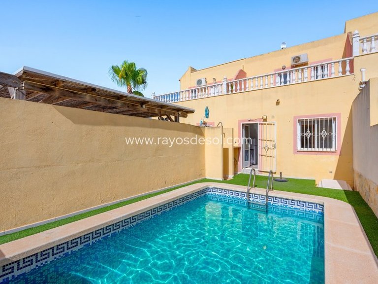 Villa for Sale in Orihuela Costa, Alicante 2