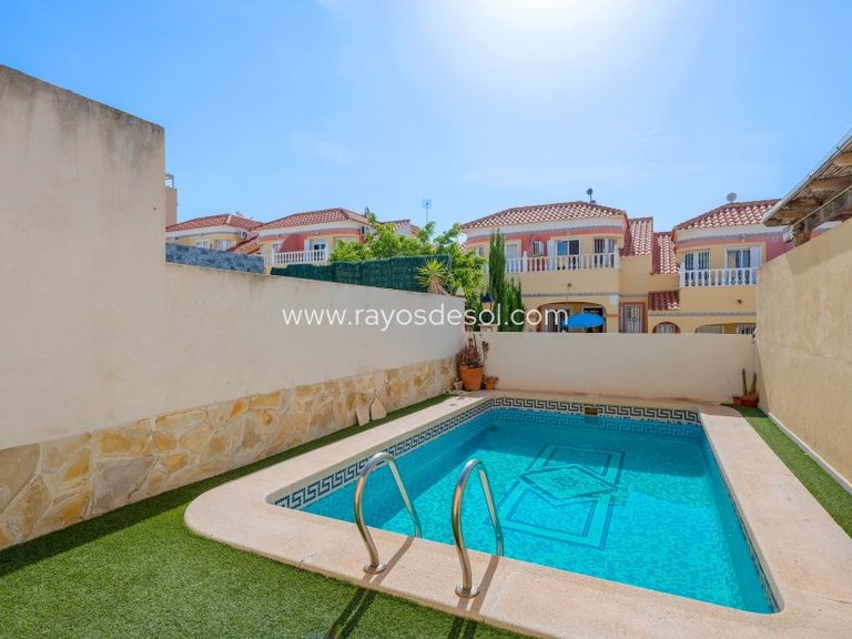 Villa for Sale in Orihuela Costa, Alicante 8