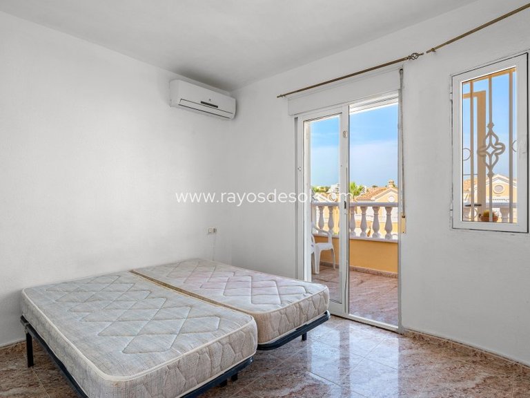 Villa for Sale in Orihuela Costa, Alicante 13