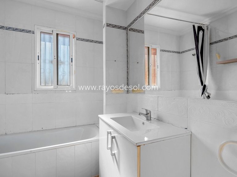 Villa for Sale in Orihuela Costa, Alicante 18