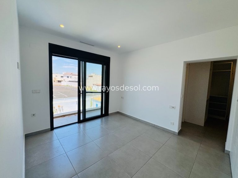 Villa for Sale in San Pedro Del Pinatar, Murcia 24