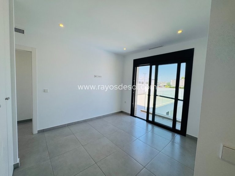 Villa for Sale in San Pedro Del Pinatar, Murcia 25