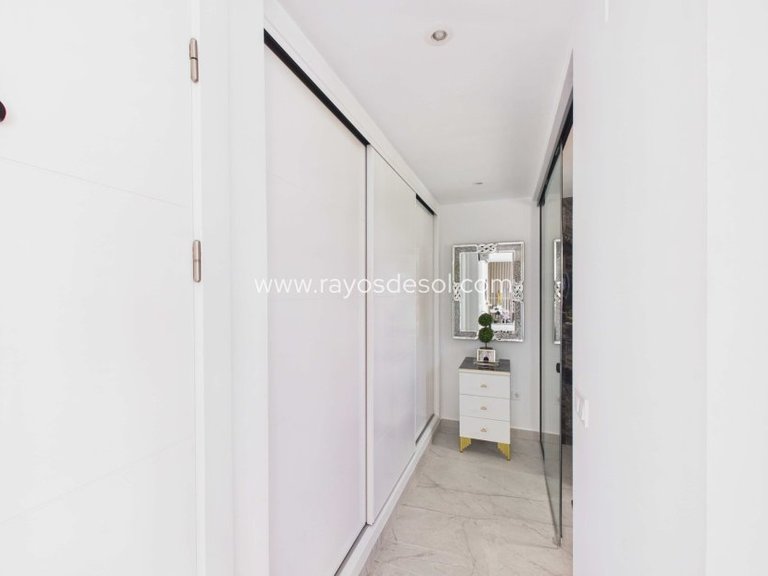 Villa for Sale in Mar Menor Golf Resort, Murcia 16