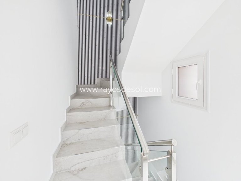 Villa for Sale in Mar Menor Golf Resort, Murcia 17