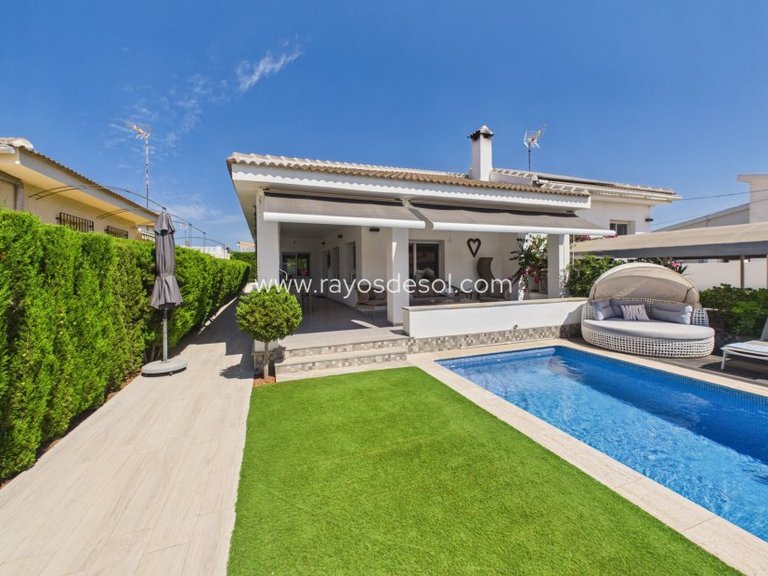 Villa for Sale in Mar De Cristal, Murcia 15