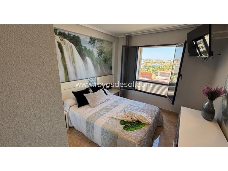 Apartment for Sale in Torrevieja, Alicante 13