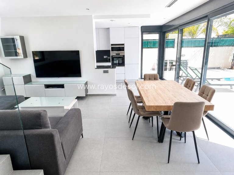Villa for Sale in Algorfa, Alicante 6