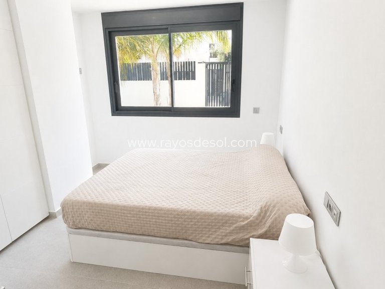 Villa for Sale in Algorfa, Alicante 12
