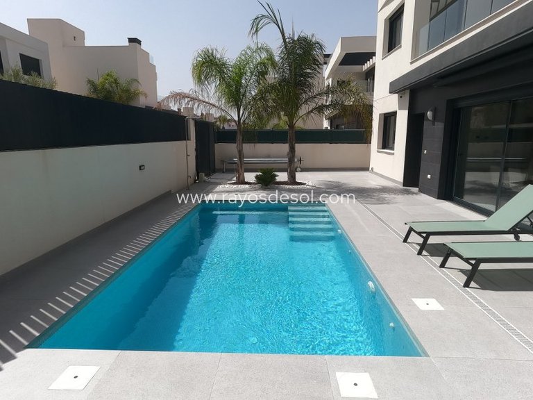 Villa for Sale in Algorfa, Alicante 23
