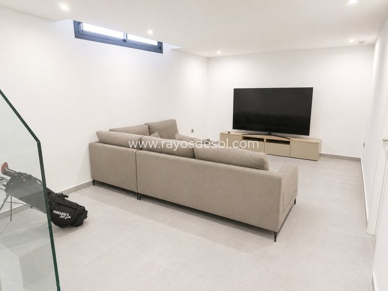 Villa for Sale in Algorfa, Alicante 29
