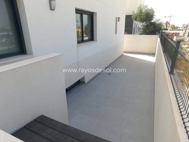 Villa for Sale in Algorfa, Alicante 32