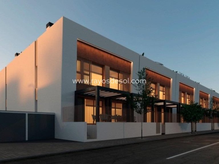 Villa for Sale in Dolores, Alicante 1