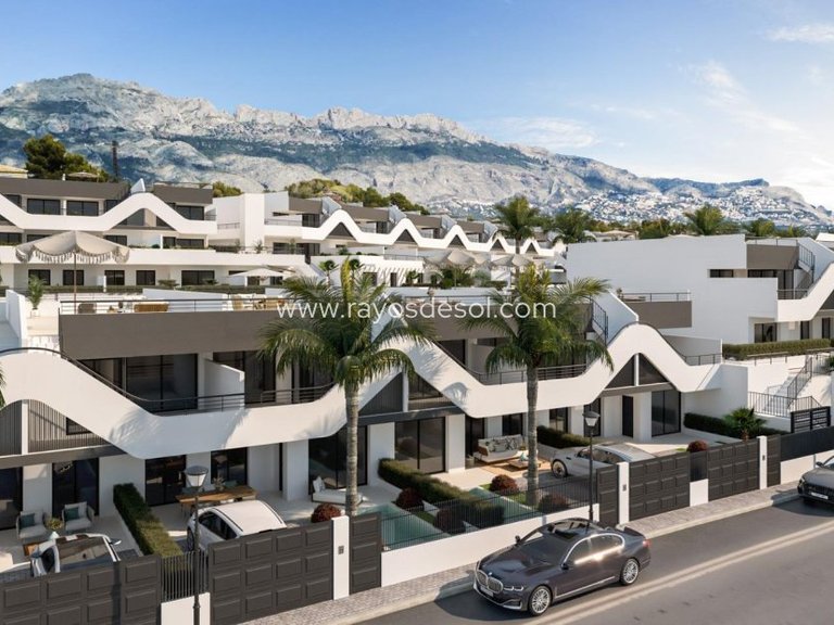 Penthouse for Sale in Alfas Del Pí, Alicante 8