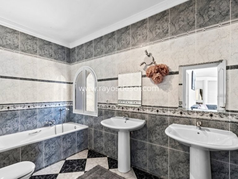 Villa for Sale in Calpe, Alicante 15