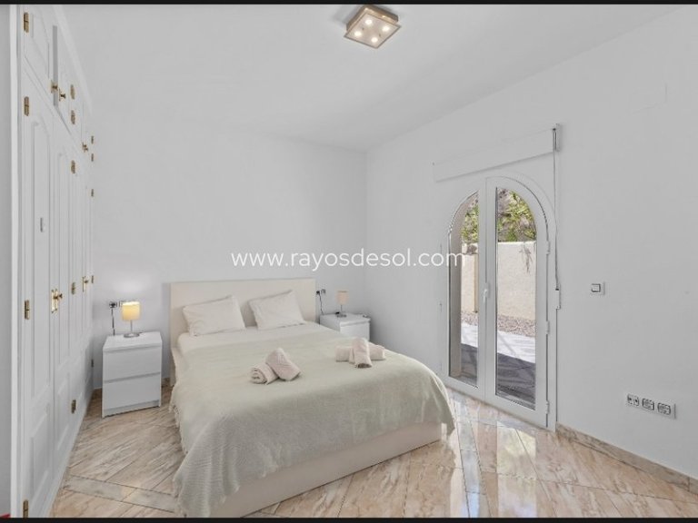 Villa for Sale in Calpe, Alicante 16