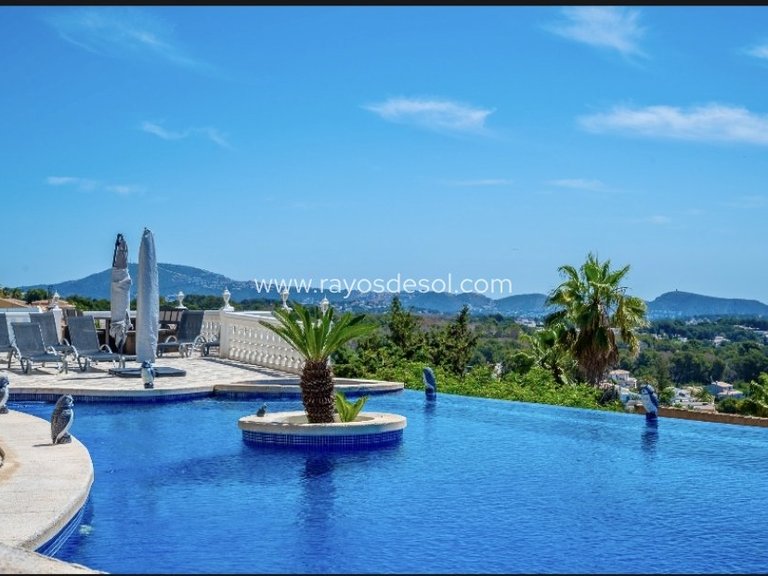 Villa for Sale in Calpe, Alicante 23