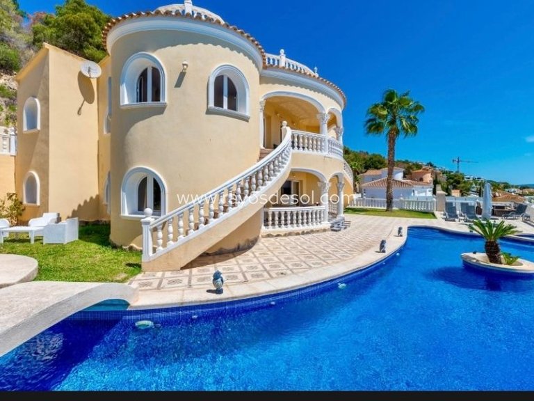 Villa for Sale in Calpe, Alicante 27