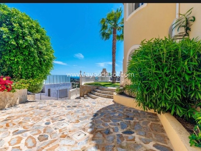 Villa for Sale in Calpe, Alicante 30