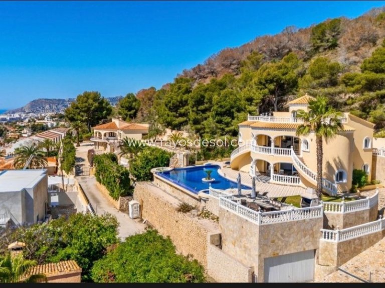Villa for Sale in Calpe, Alicante 32
