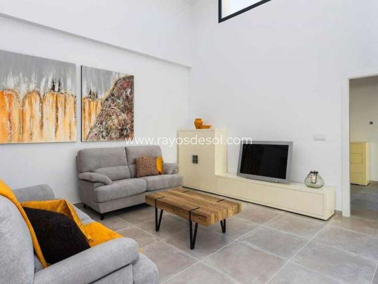 Villa for Sale in Daya Nueva, Alicante 5