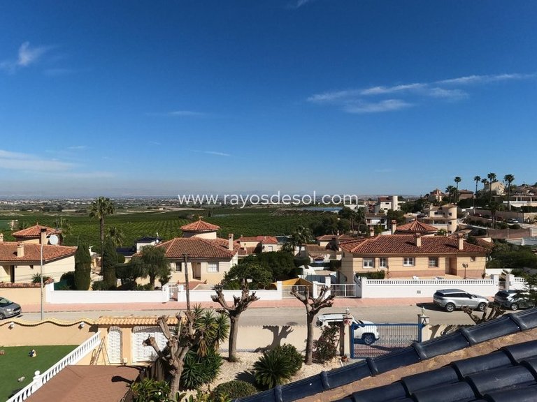 Villa for Sale in Algorfa, Alicante 2