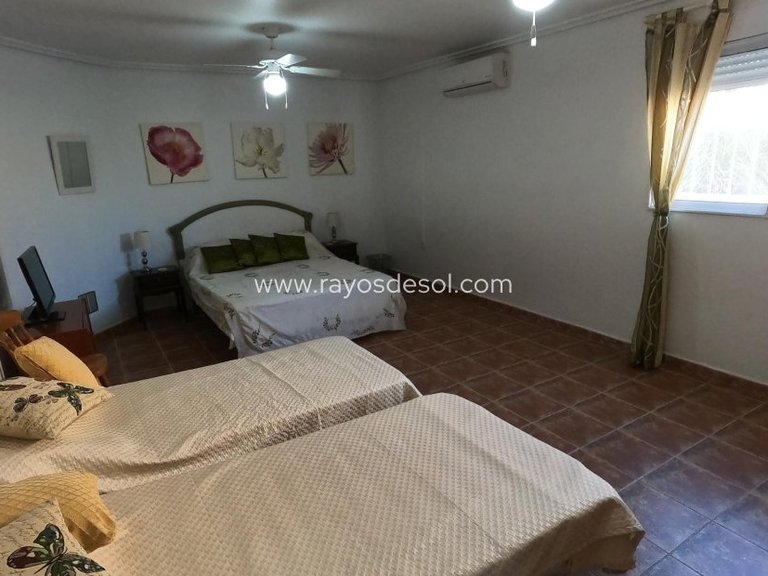Villa for Sale in Algorfa, Alicante 35