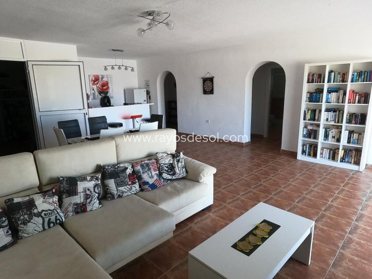 Villa for Sale in Algorfa, Alicante 45